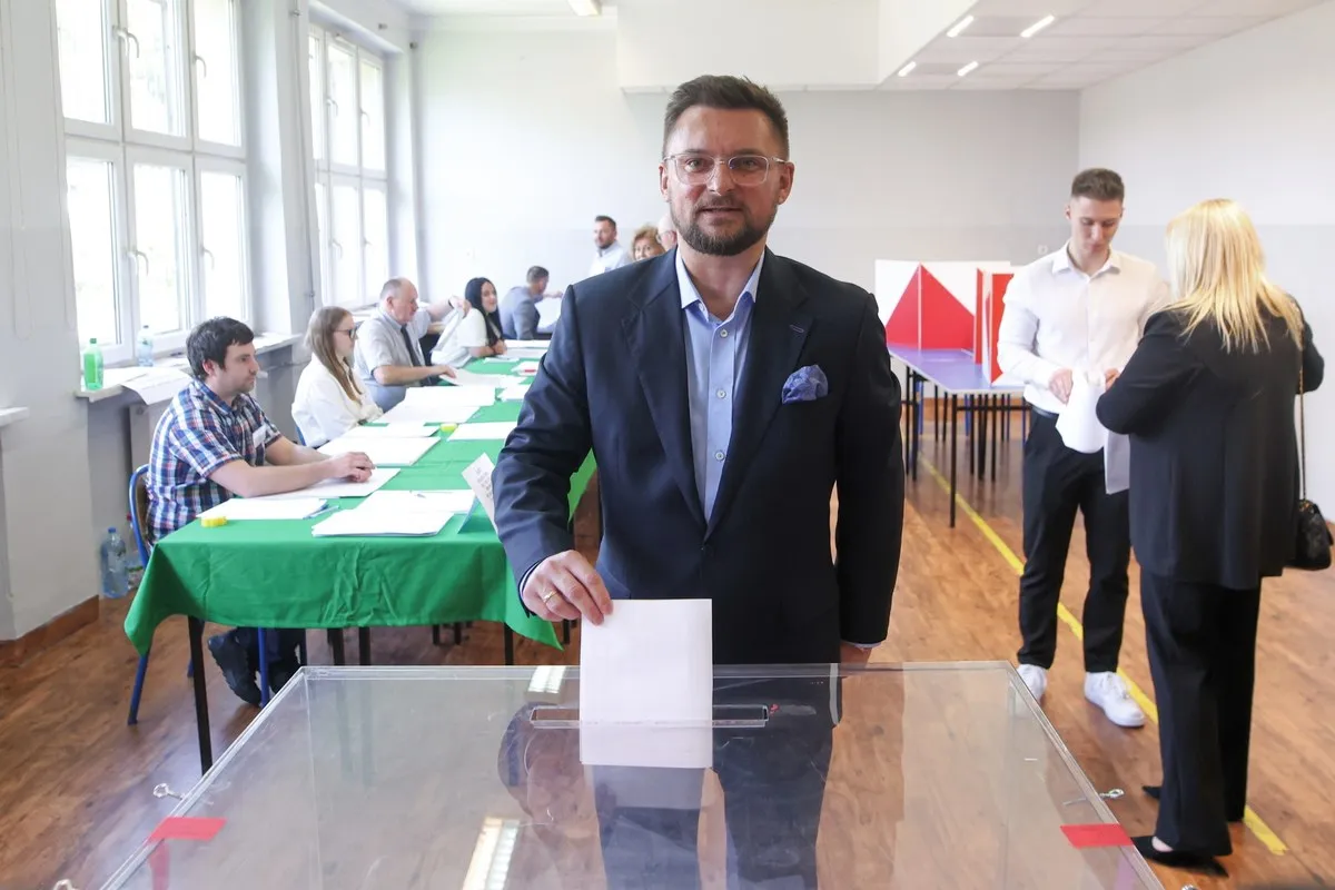 Zdjęcie Prezydent Katowic z jakiej partii? Odkryj, dlaczego jest bezpartyjny