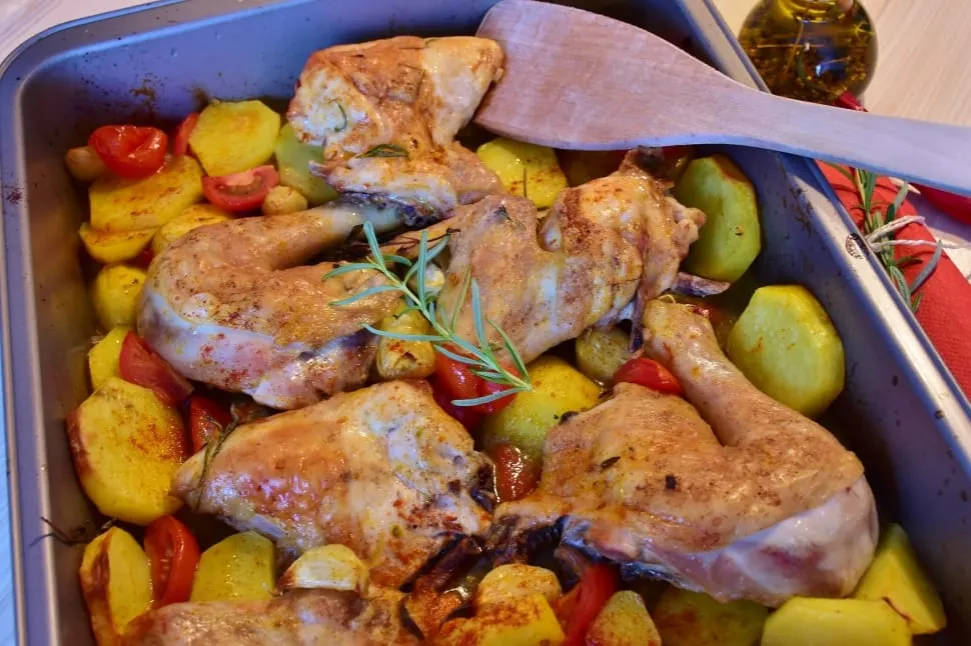 Zdjęcie Jak zamarynować udziec z indyka, aby był soczysty i aromatyczny