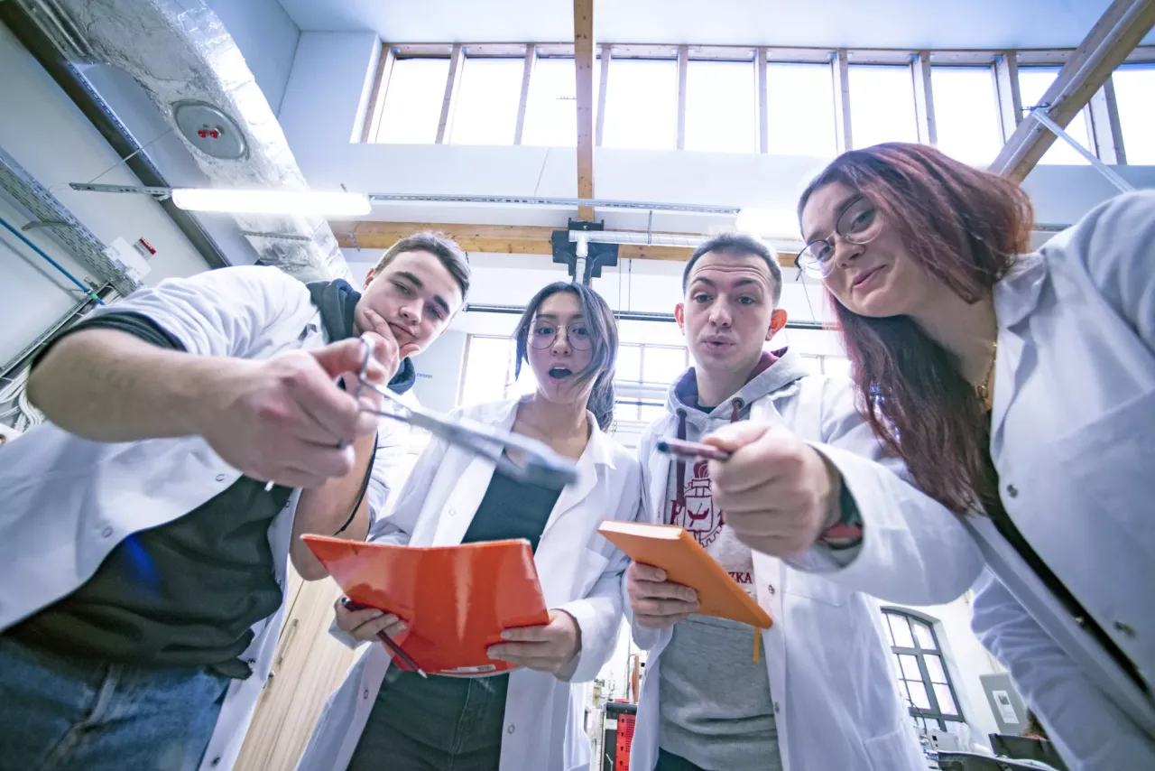 Zdjęcie Kiedy rozpoczyna się rekrutacja na studia? Sprawdź ważne terminy!
