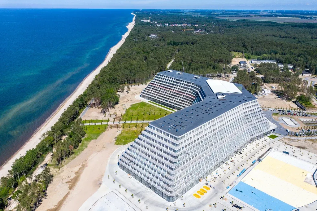 Zdjęcie Hotel w Pobierowie kiedy otwarcie - poznaj szczegóły i status budowy