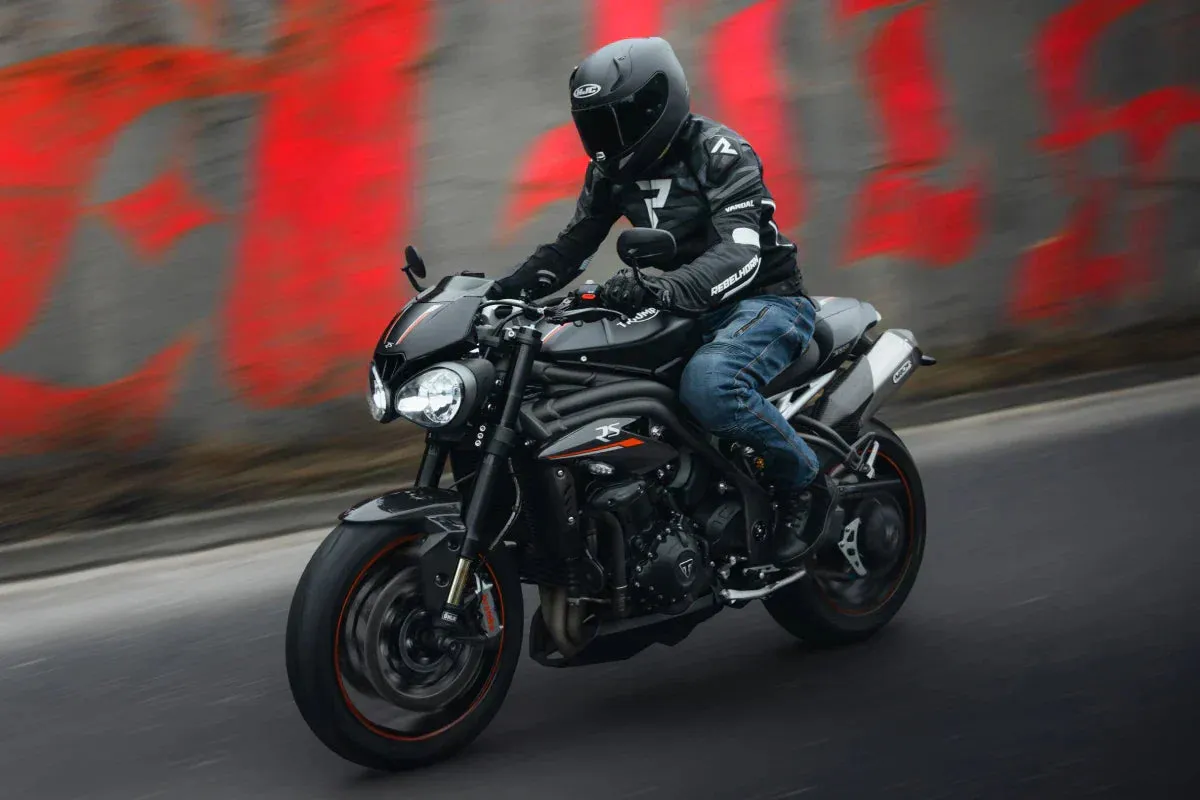 Zdjęcie Najlepsze trasy motocyklowe w Krakowie, które musisz przejechać