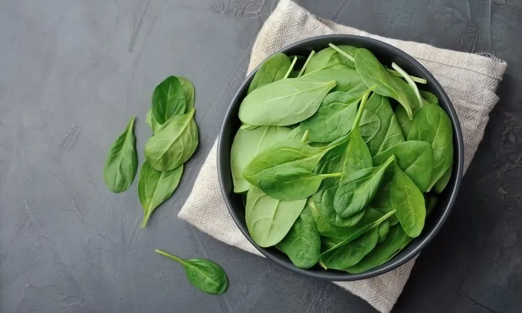 Zdjęcie Czy szpinak jest zdrowy: 5 ukrytych właściwości tego superfood dla zdrowia