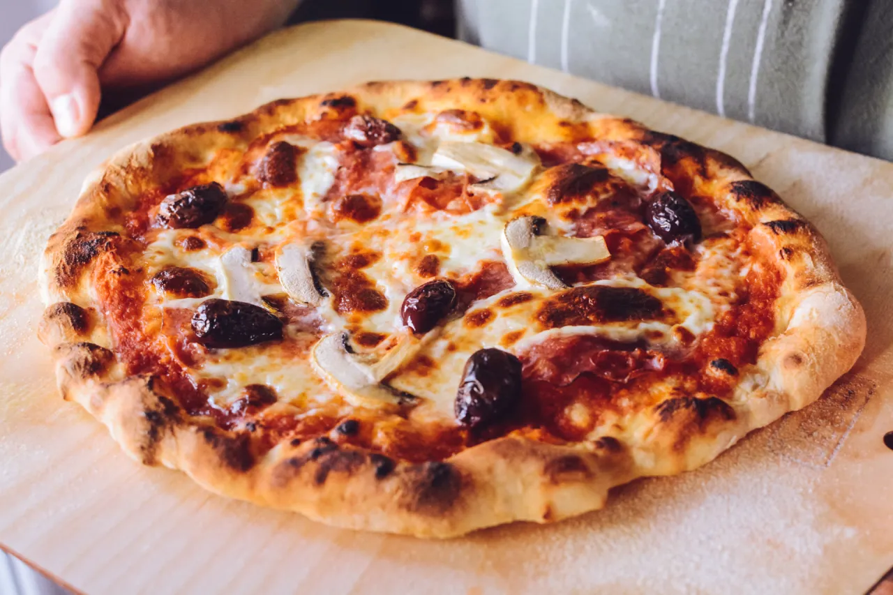 Zdjęcie Jak zrobić, żeby ciasto na pizzę było miękkie i idealne w smaku