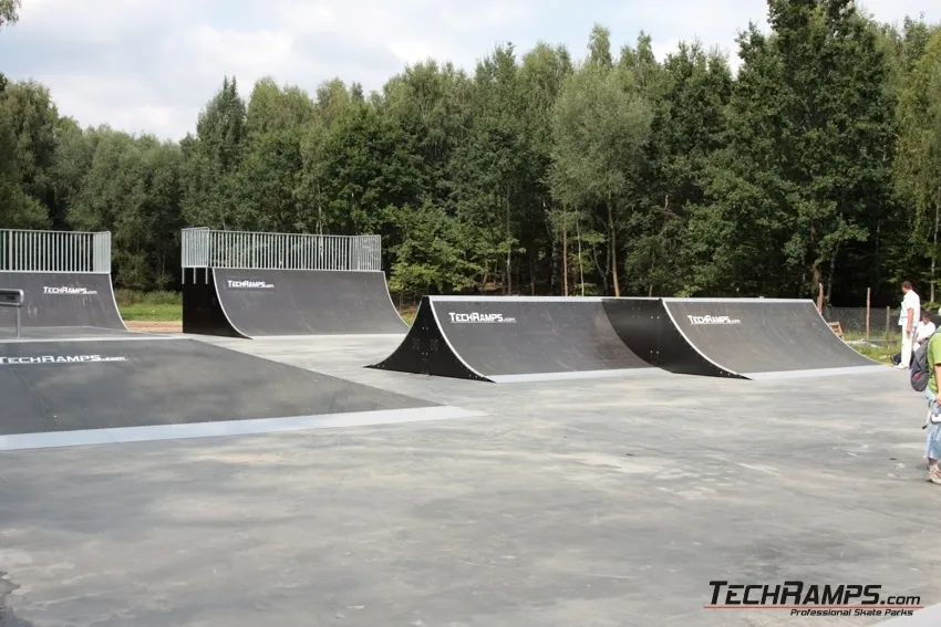 Zdjęcie Skatepark Jastrzębie Zdrój – najlepsze miejsce dla skaterów i emocji
