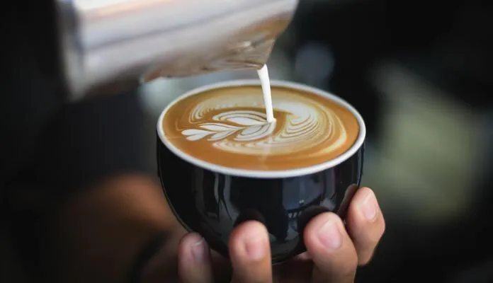 Zdjęcie Die perfekte Zubereitung von Milchkaffee: So gelingt er immer