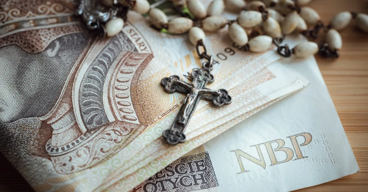 Zdjęcie Ile wynosi emerytura księdza? Zaskakujące fakty o wysokości świadczeń