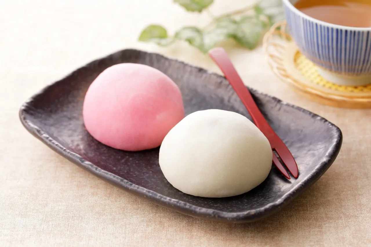 Zdjęcie Jaka mąka do mochi? Poznaj najlepsze wybory i techniki przygotowania