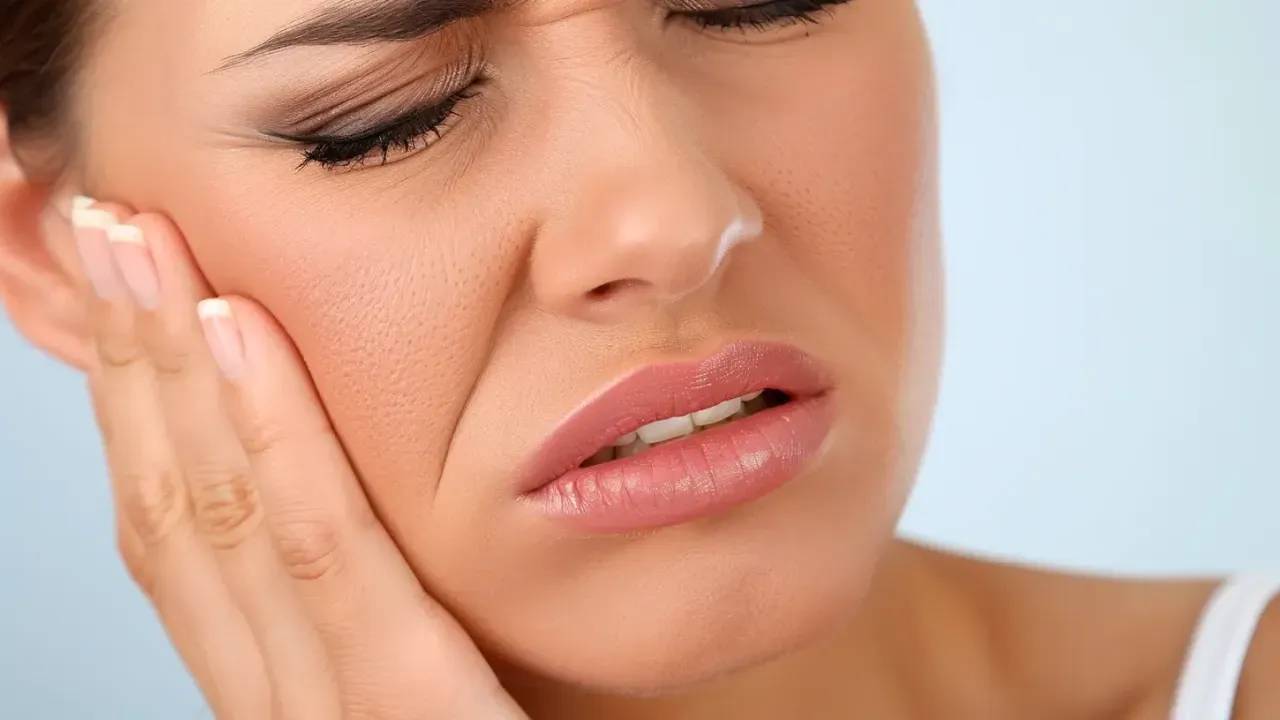 Zdjęcie Skuteczne sposoby na opuchnięte dziąsła: ulga i pomoc w bólu