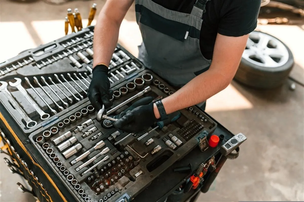 Zdjęcie Dlaczego 8 na 10 mechaników wybiera klucze SATA? 5 powodów