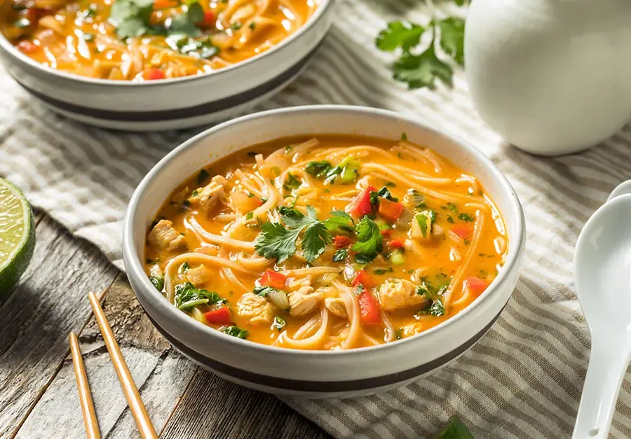 Zdjęcie Zupa tajska w domu: przepis krok po kroku na autentyczny smak!