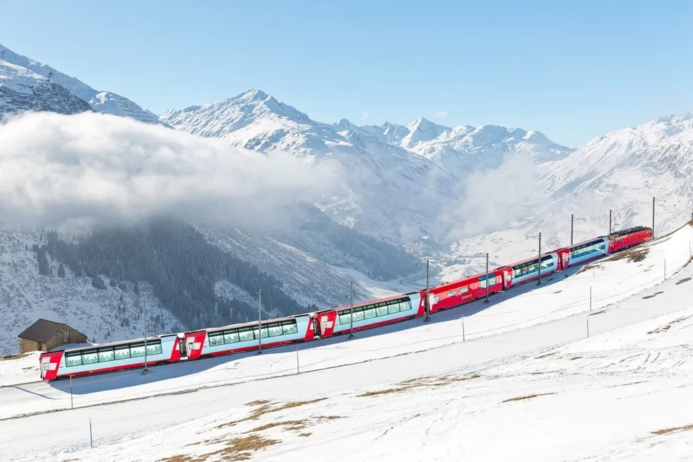 Zdjęcie Jak dojechać samochodem do Glacier Express i uniknąć wysokich kosztów