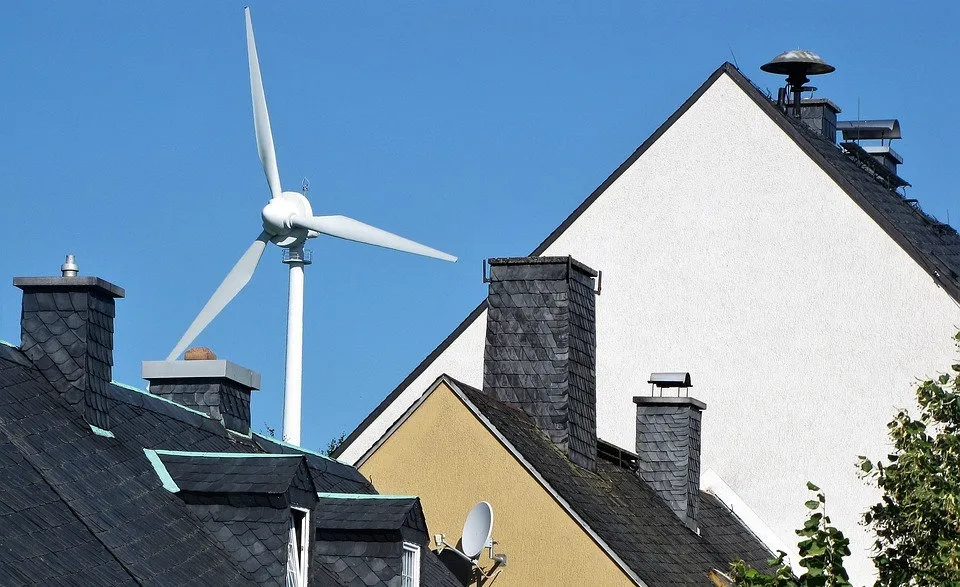 Zdjęcie Turbina wiatrowa pionowa czy pozioma – co wybrać, by zaoszczędzić?
