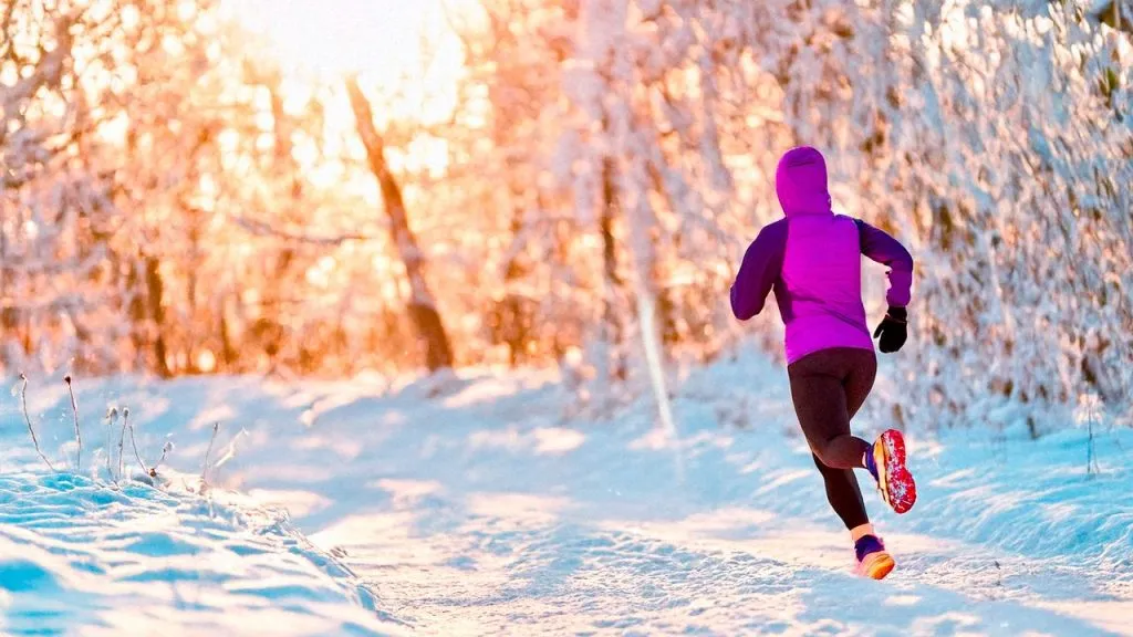 Zdjęcie Jak biegać w zimie: uniknij błędów i ciesz się bezpiecznym treningiem