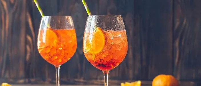 Zdjęcie Idealny drink z Campari i Prosecco, który zachwyci Twoje podniebienie