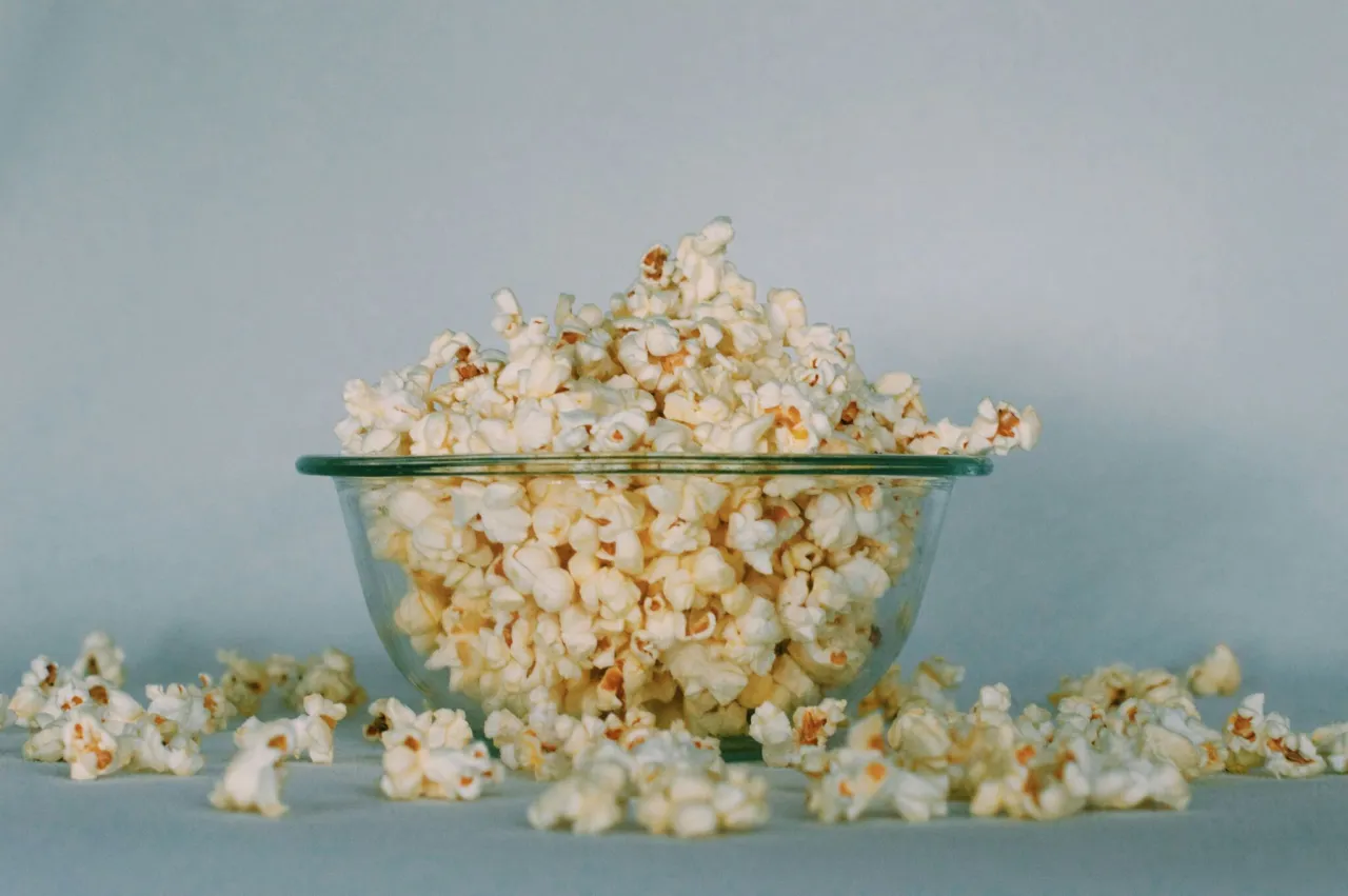 Zdjęcie Czy popcorn jest dietetyczny? Wartości odżywcze i sekrety zdrowej przekąski