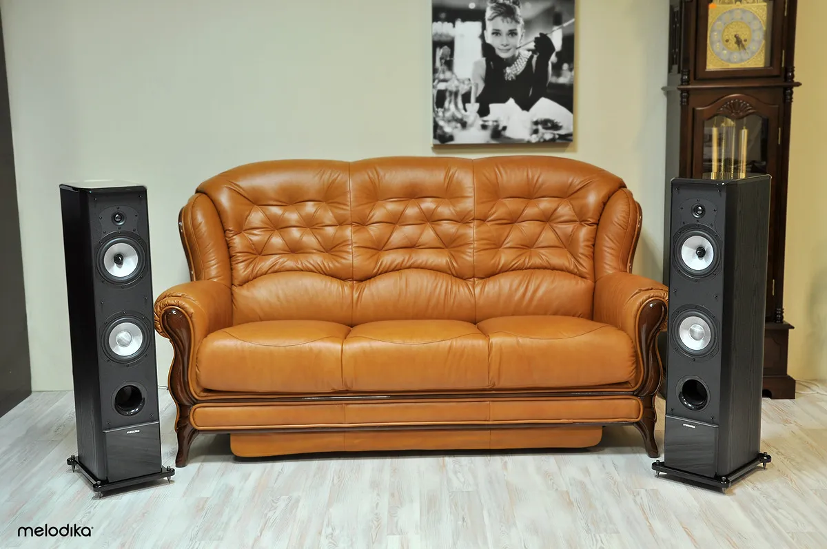 Zdjęcie Kino domowe czy stereo - jak wybrać najlepszy system audio do salonu?