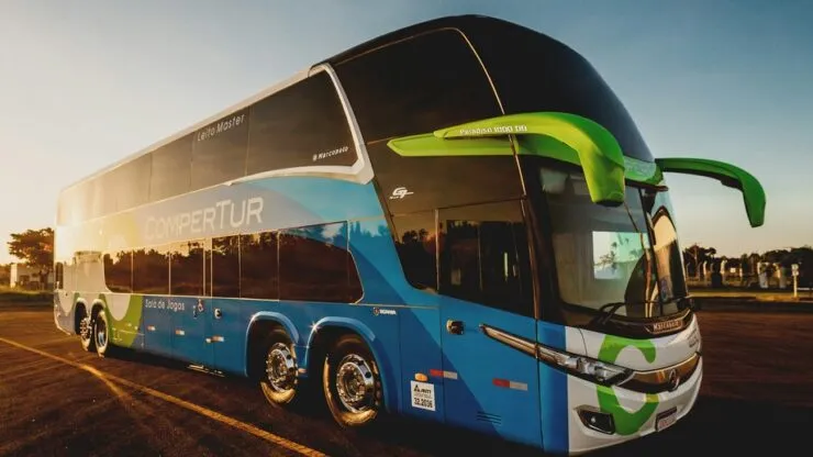 Zdjęcie Ile pali bus 20 osobowy? Odkryj zaskakujące zużycie paliwa