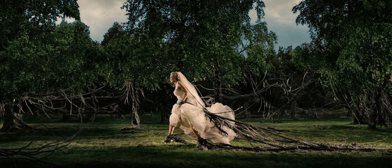 Zdjęcie Melancholia cały film: Gdzie obejrzeć arcydzieło von Triera?