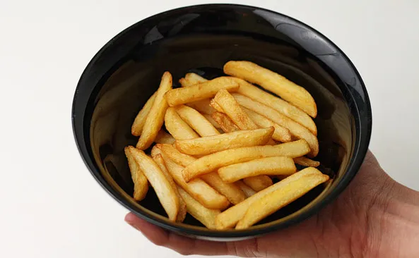 Zdjęcie Kaloryczność frytek: Smażone vs. Pieczone vs. Air Fryer