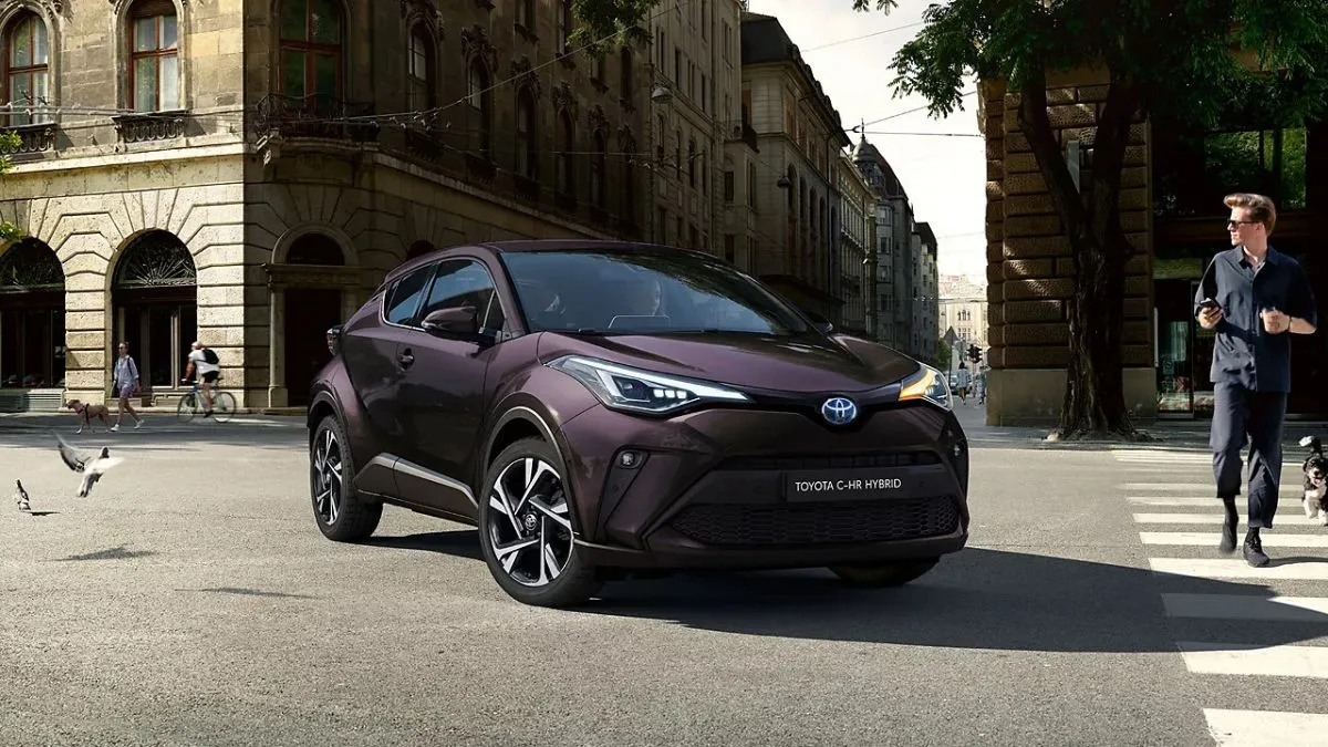 Zdjęcie Ile pali Toyota C-HR hybrid? Zaskakujące fakty o spalaniu i efektywności