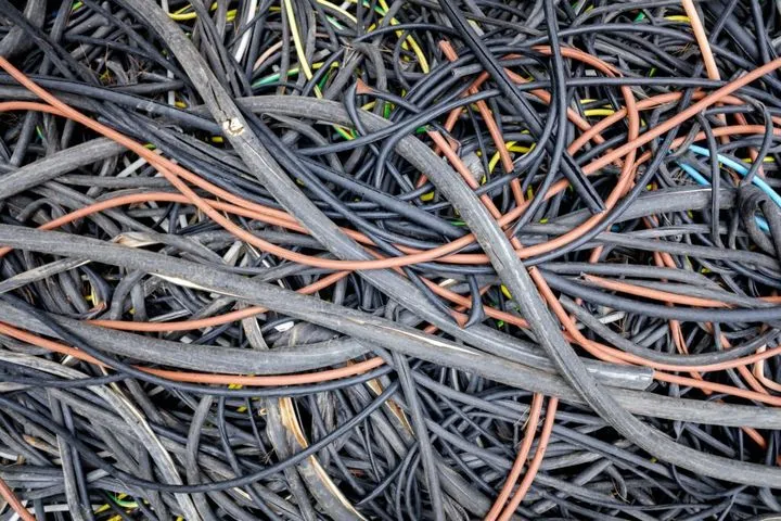 Zdjęcie Jaki kabel do licznika 3 fazowego - uniknij kosztownych błędów