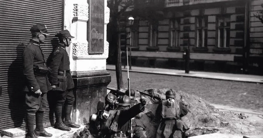 Zdjęcie Dlaczego wybijano szyby warszawskich fotografów i jakie były tego skutki