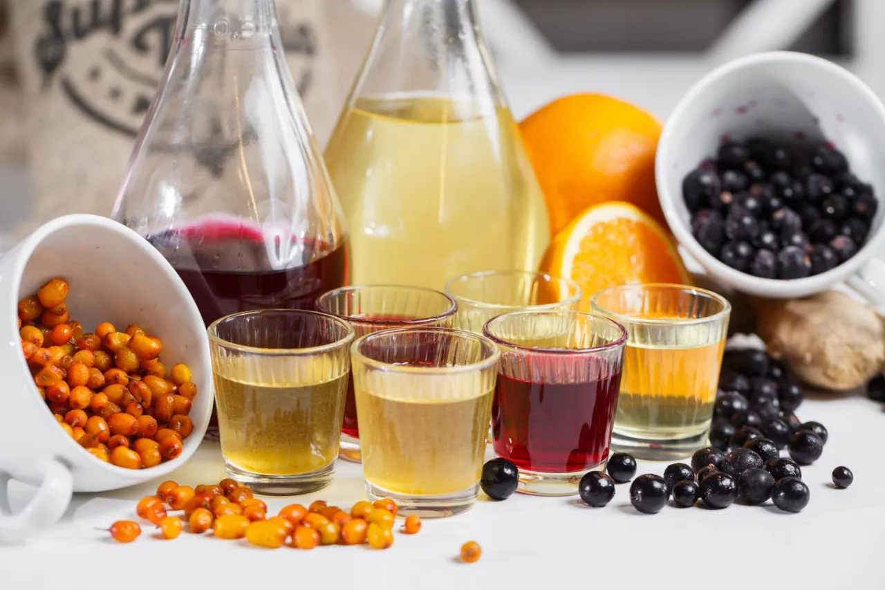 Zdjęcie Czy alkohol zabija witaminy w nalewkach? Prawda o ich działaniu