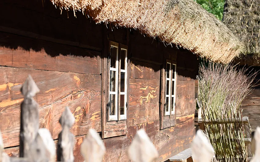 Zdjęcie Skansen w Kłóbce - atrakcje, historia i praktyczne informacje dla odwiedzających