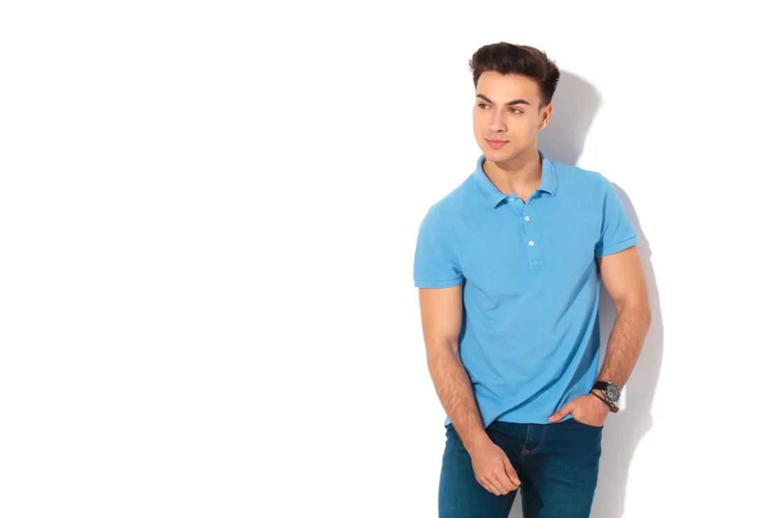 Zdjęcie Jakie buty do koszulki polo - unikaj modowych wpadek i bądź stylowy