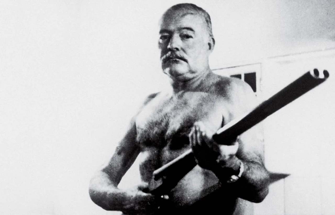 Zdjęcie Hemingway w Gliwicach: Jaka niewygodna prawda wyszła na jaw? Szok