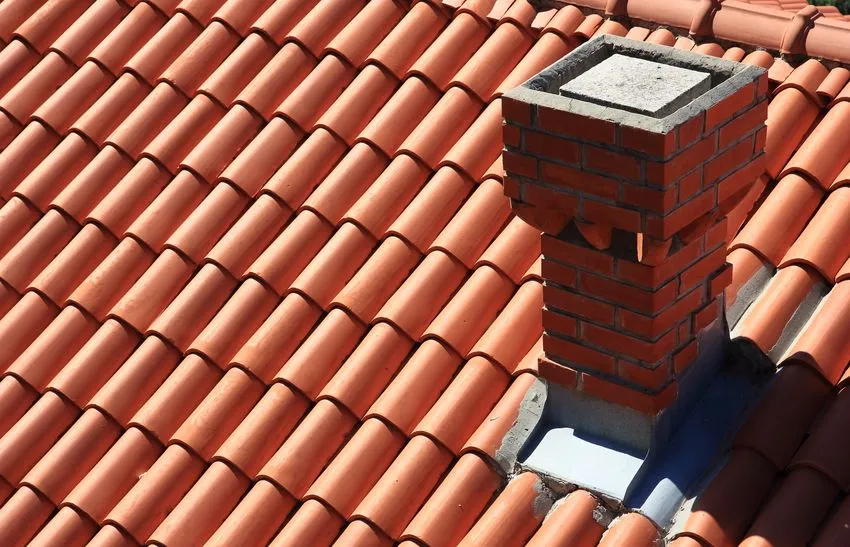 Zdjęcie Jak skutecznie uszczelnić komin z cegły: 5 sprawdzonych metod naprawy