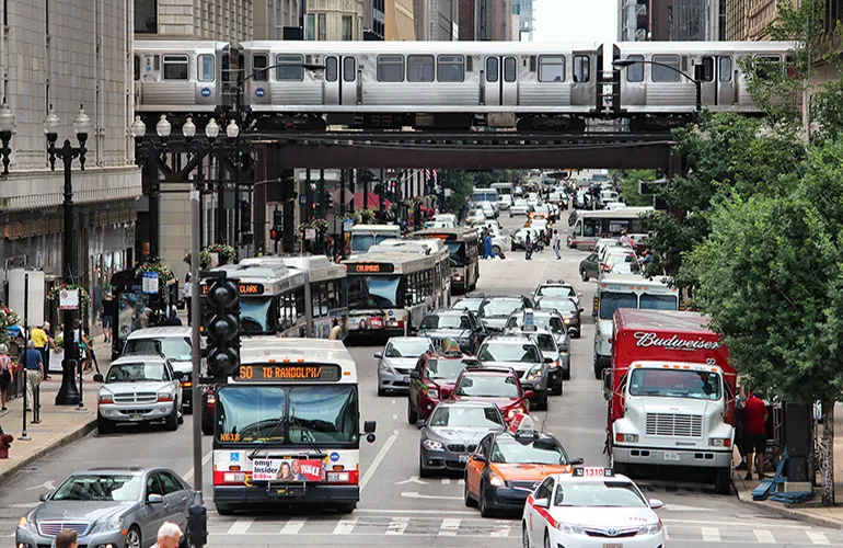Zdjęcie Czy w Chicago jest bezpiecznie? Odkryj prawdę o bezpieczeństwie w mieście