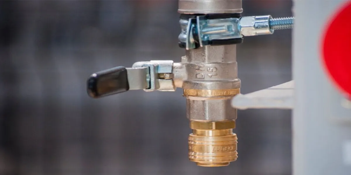 Zdjęcie Jak uszczelnić cieknący zawór i uniknąć kosztownych napraw