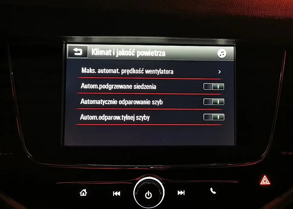 Zdjęcie Jak włączyć podgrzewane fotele w Oplu Astrze H - proste kroki i porady