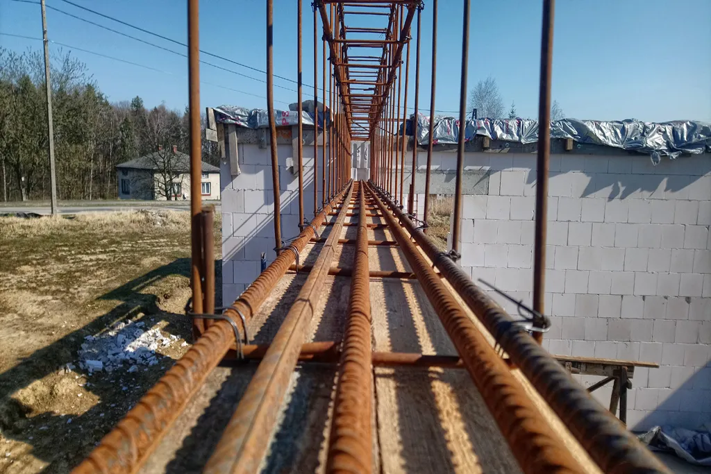 Zdjęcie Jak prawidłowo zaprojektować zbrojenie nadproża 5m dla stabilności konstrukcji
