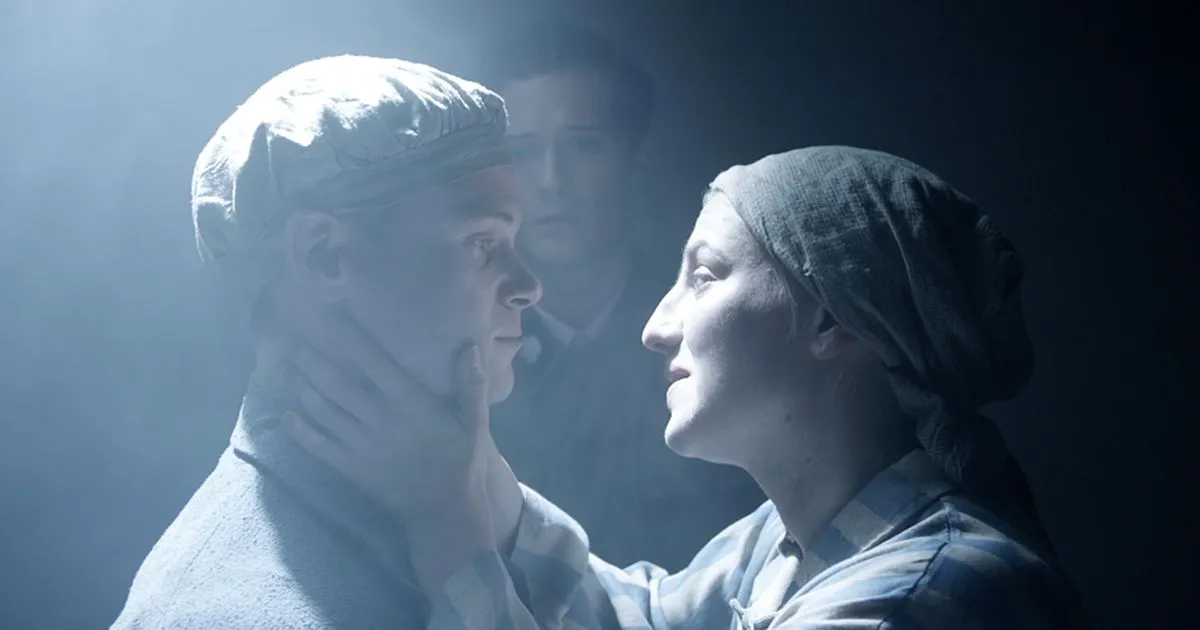 Zdjęcie Gdzie obejrzeć film Położna z Auschwitz? Sprawdź aktualne opcje