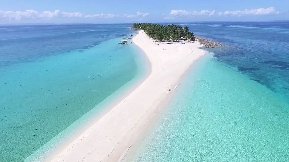 Zdjęcie Najpiękniejsze plaże na Filipinach: 10 rajskich miejsc na wakacje marzeń