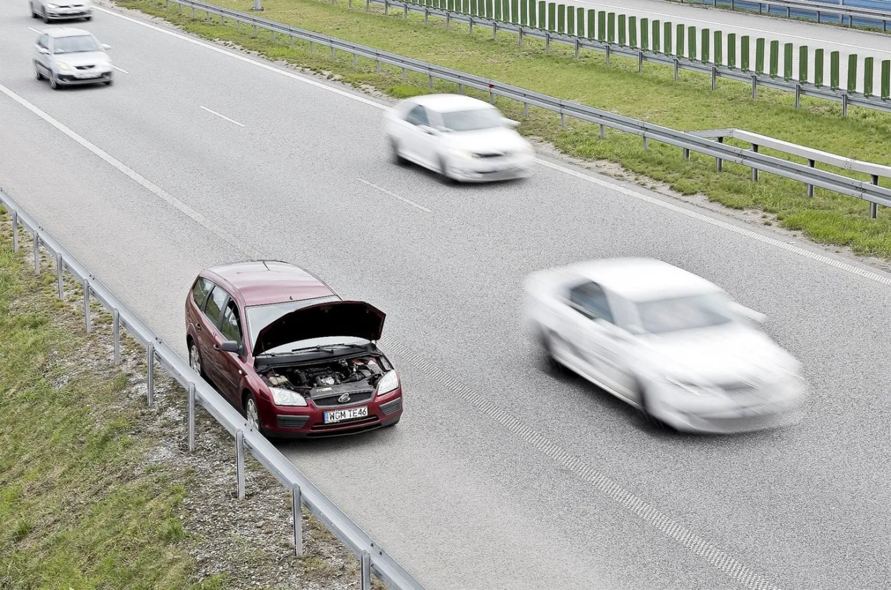 Zdjęcie Czy można holować na autostradzie? Przepisy, które musisz znać