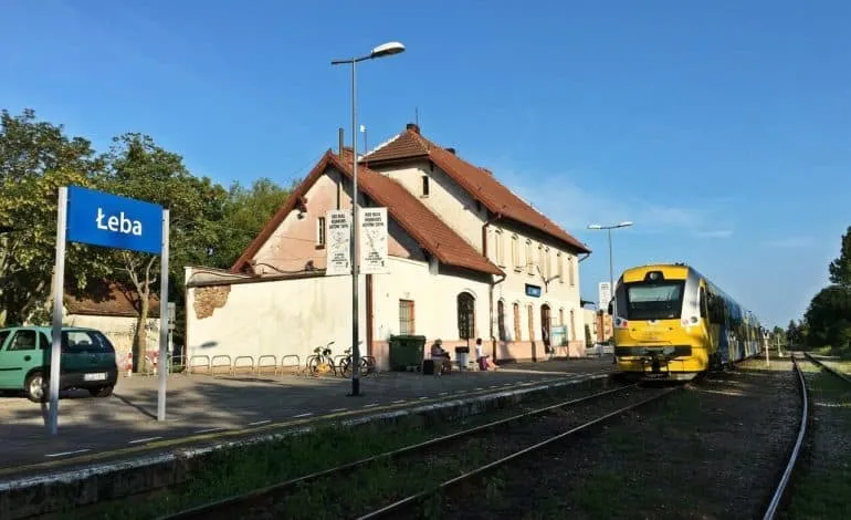 Zdjęcie Jak dojechać do Łeby pociągiem - najwygodniejsze połączenia i przesiadki