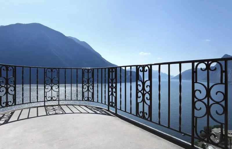 Zdjęcie Z czego balustrady na balkon? Wybierz najlepszy materiał dla siebie