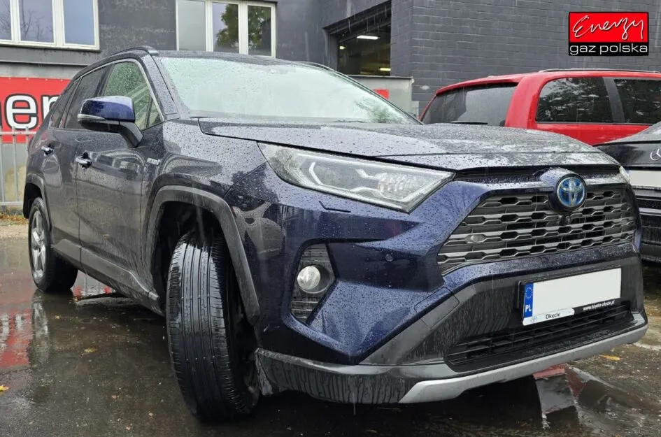 Zdjęcie Koszt montażu instalacji gazowej LPG do Toyoty RAV4 - kompletny przewodnik