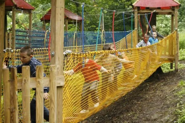 Zdjęcie Park linowy Solina - emocjonujące przeszkody dla dzieci i dorosłych