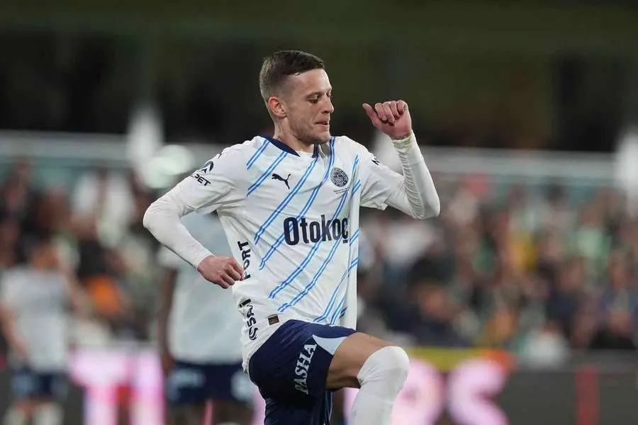 Zdjęcie Sebastian Szymański statystyki: Co mówią o jego grze w Süper Lig?