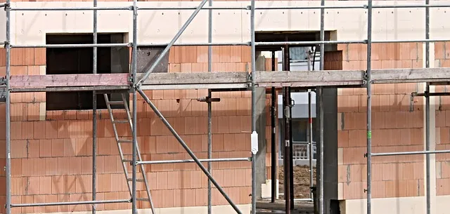Zdjęcie Jak skutecznie ocieplić drzwi na strych i zmniejszyć straty ciepła – praktyczne porady