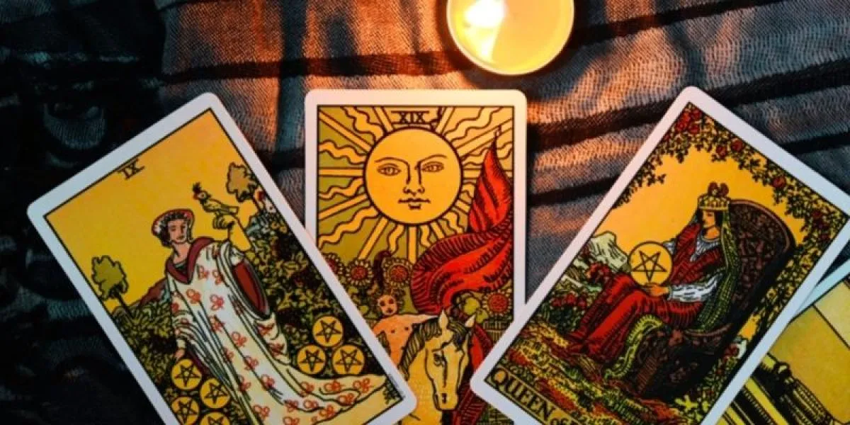 Zdjęcie Czym jest tarot? Historia, znaczenie i zastosowanie kart w życiu codziennym