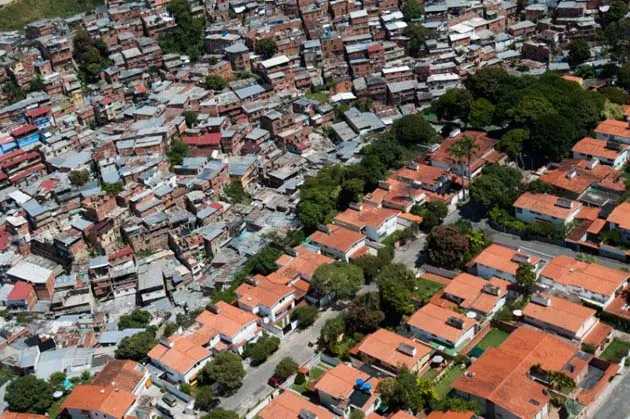 Zdjęcie Diminutivo urbanización: la forma correcta y su uso en documentos