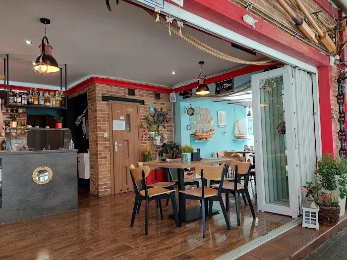 Zdjęcie Gdzie zjeść w Mielnie? Odkryj najlepsze restauracje i smaki