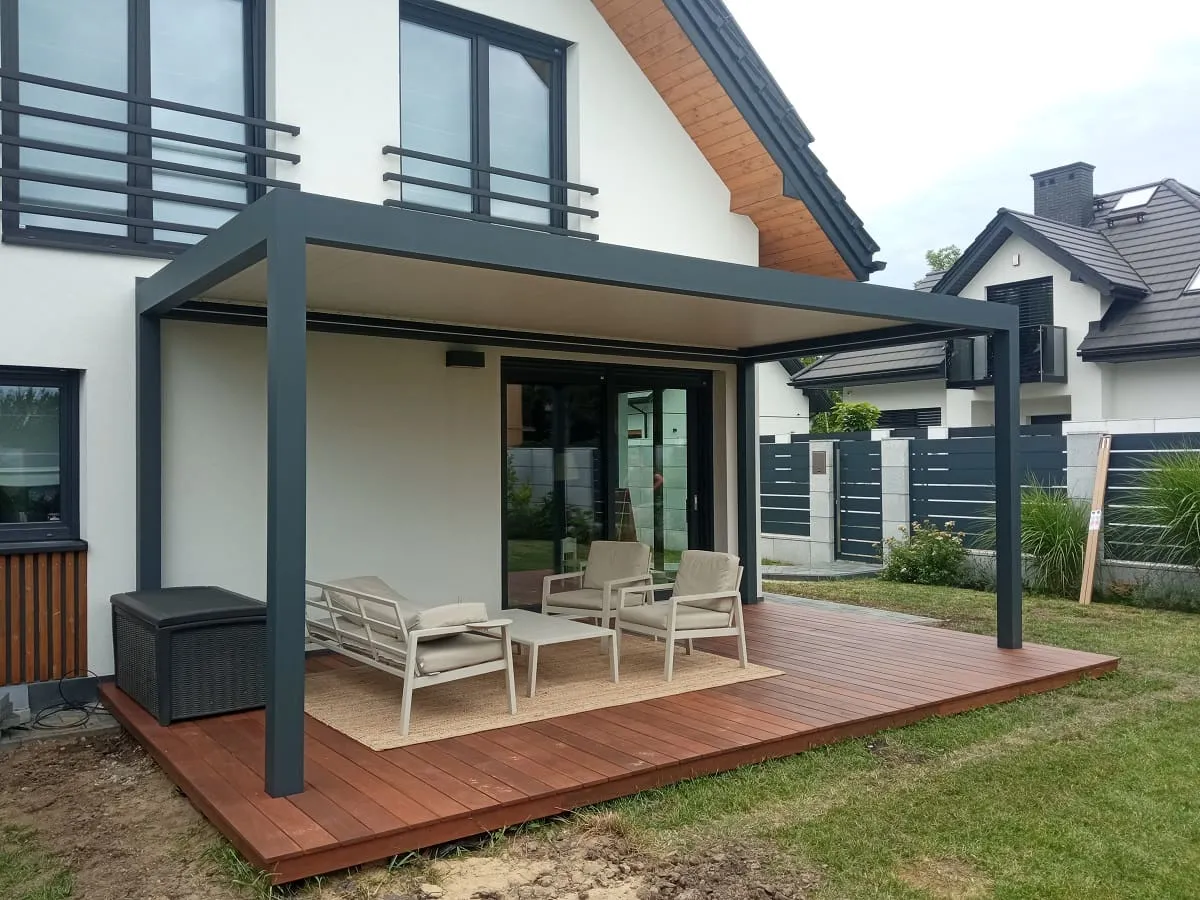 Zdjęcie Jak zrobić pergolę aluminiową - proste kroki i niezbędne narzędzia