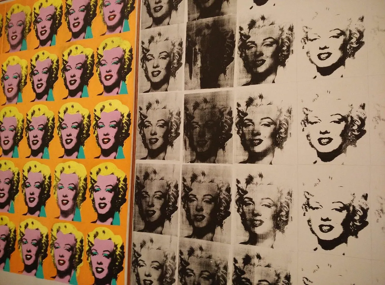 Zdjęcie Andy Warhol życie i twórczość - Jak jego sztuka zmieniła świat