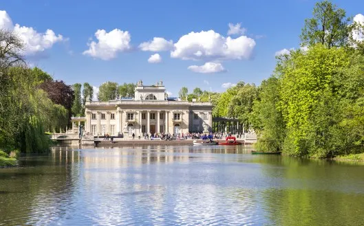 Zdjęcie Skąd nazwa Łazienki Królewskie? Odkryj fascynującą historię miejsca